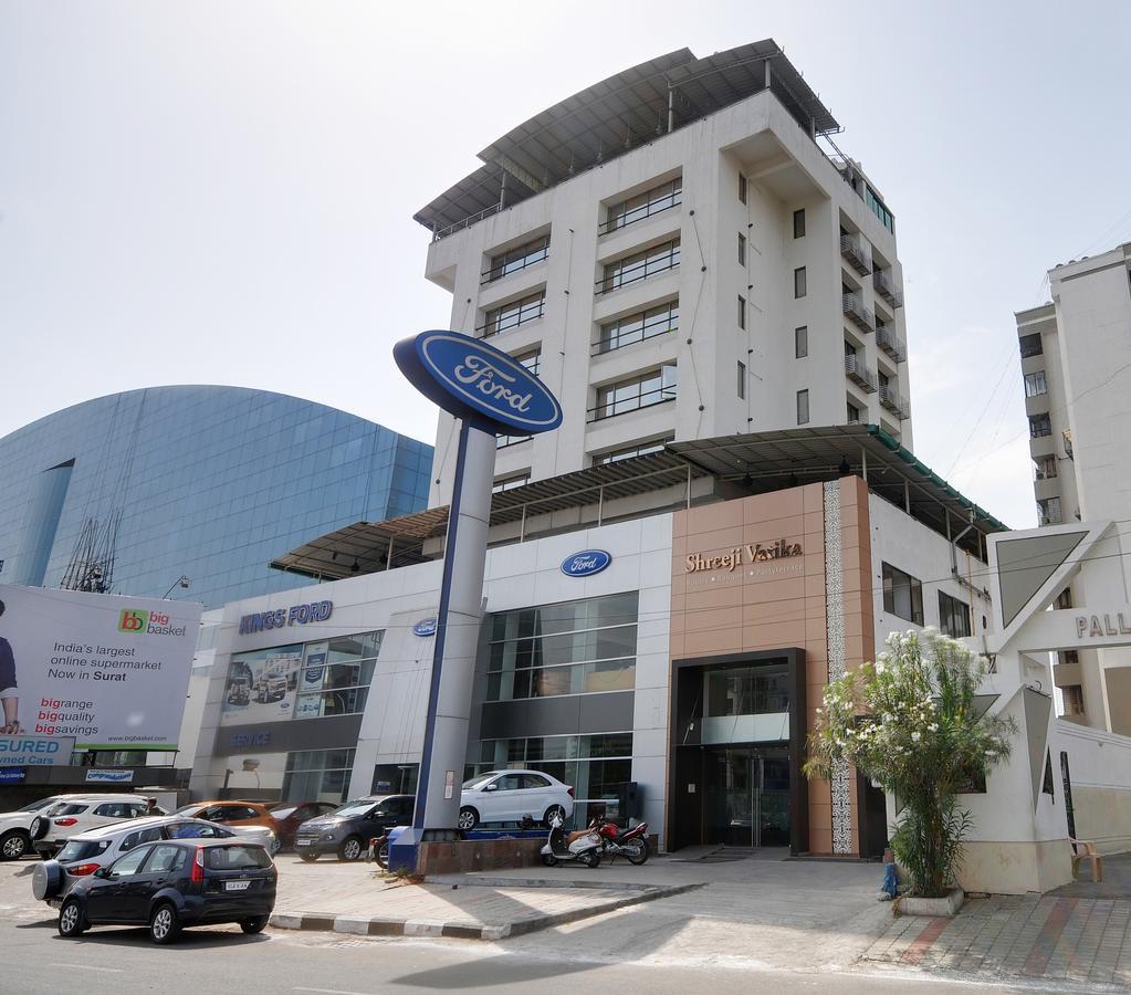 ศรีชี วาติกา Hotel สุรัต ภายนอก รูปภาพ